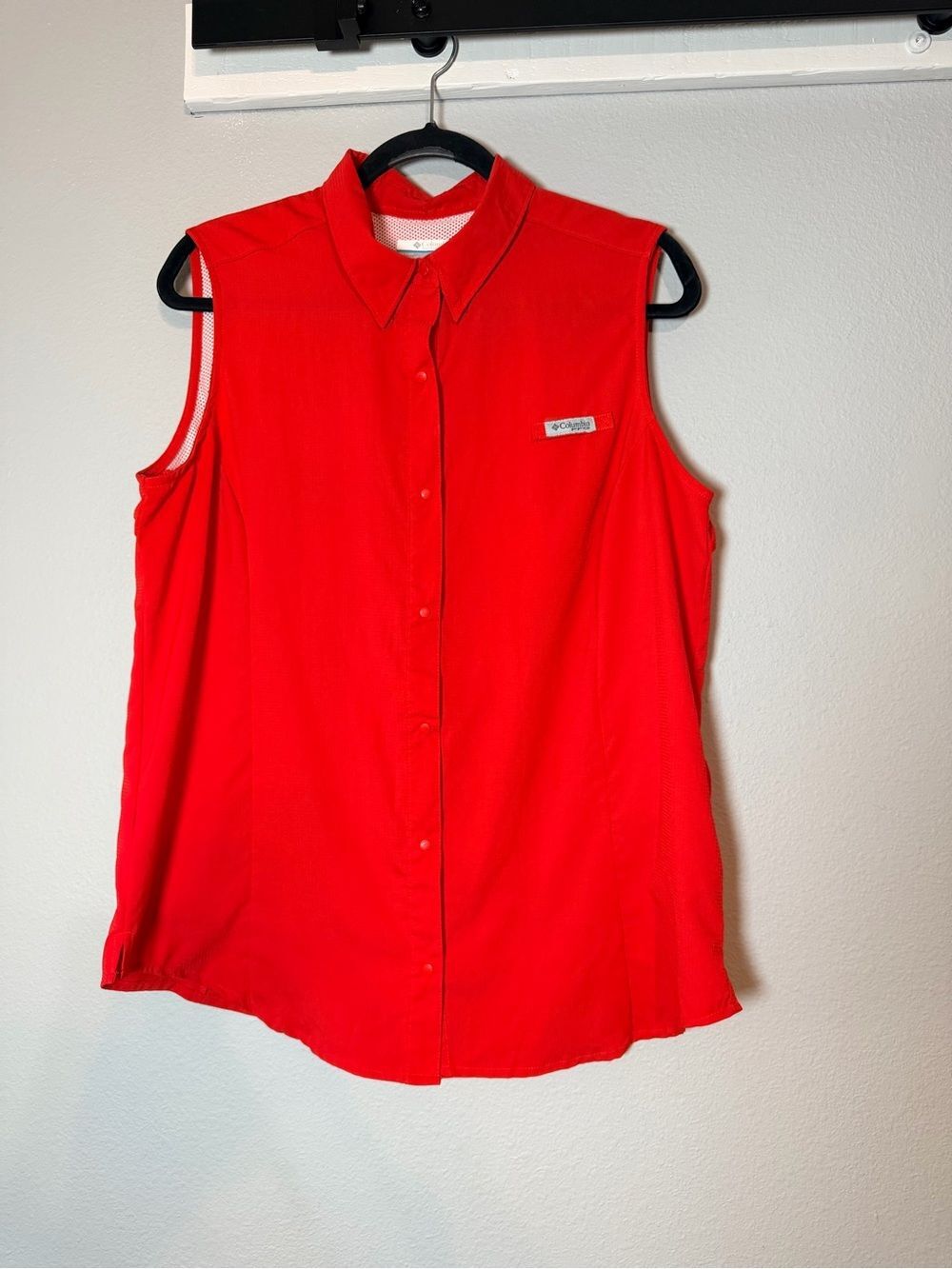 Columbia Women’s PFG Tamiami Sleeveless Shirt Size XL Red Collared Fishing